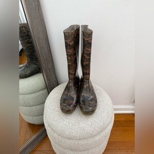 Coach Camouflage Rain Boots Size 9 EUC